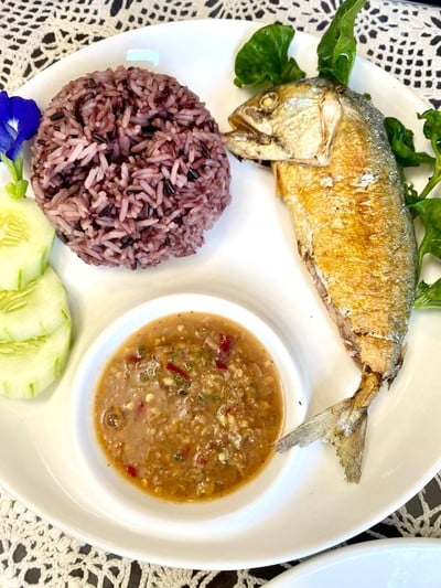 Blue house Cafe and Bistro