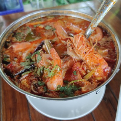 ต้มยำน้ำข้นกุ้งแชร์