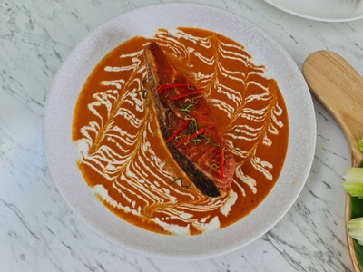 ฉู่ฉี่ปลาแซลม่อน