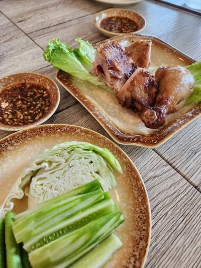 อาหาร หรือ เครื่องดื่ม