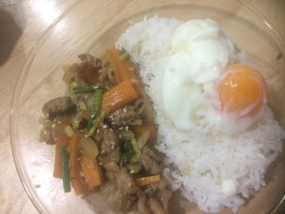 หมูผัดซอสยากินิคุ