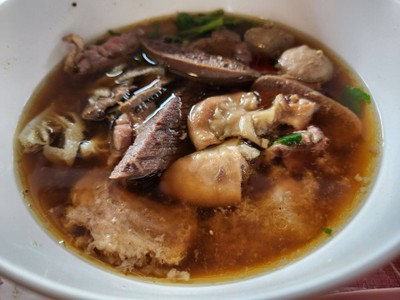 เมนูของร้าน ก๋วยเตี๋ยวเนื้อตุ๋นนายหมี ลาซาล (Original)