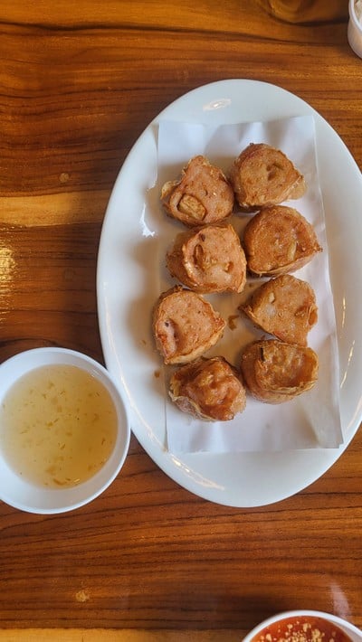 อาหาร หรือ เครื่องดื่ม