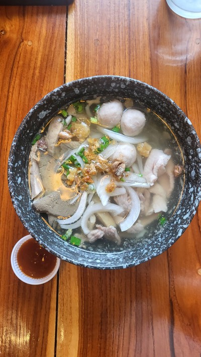 อาหาร หรือ เครื่องดื่ม