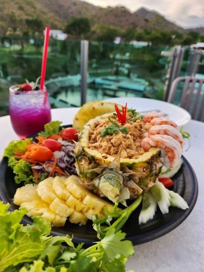 เมนูของร้าน Oliva View De Cafe อยู่ ด้านใน Swiss Valley Hip Resort