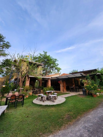 บริเวณโดยรอบ