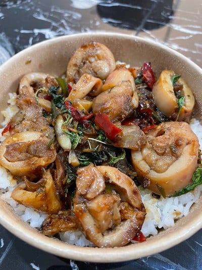 อาหาร หรือ เครื่องดื่ม