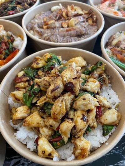 อาหาร หรือ เครื่องดื่ม