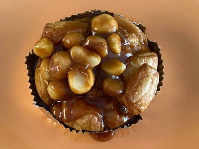 Caramel Macadamia Monkey Bread