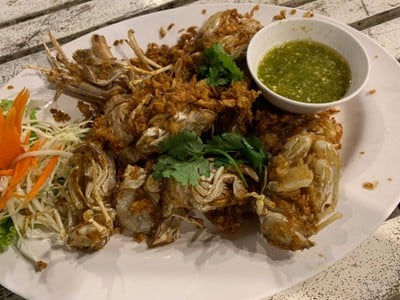 กั้งทอดกระเทียม