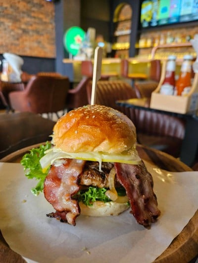 The Fat Cow Ratchaphruek เดอะ แฟต คาว ราชพฤกษ์