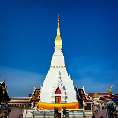 บรรยากาศ วัดพระธาตุเชิงชุมวรวิหาร