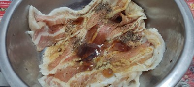 วิธีทำ หมูสามชั้นสไลซ์หมักซอส วิธีทำ หมูสามชั้นสไลซ์หมักซอส