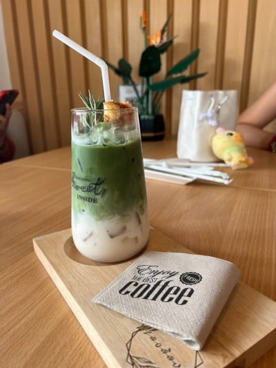 เมนูของร้าน เดอดีดง คาเฟ่ นครนายก ข้างวัดมณีวงศ์