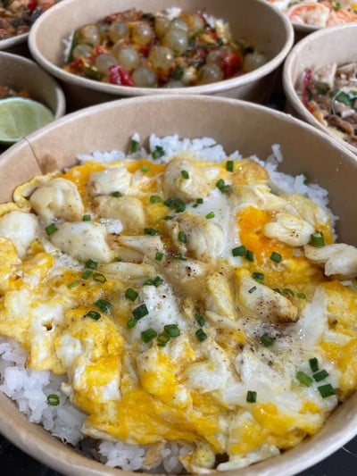 อาหาร หรือ เครื่องดื่ม