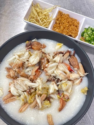 เฮียหวาน ข้าวต้มปลา สาทร