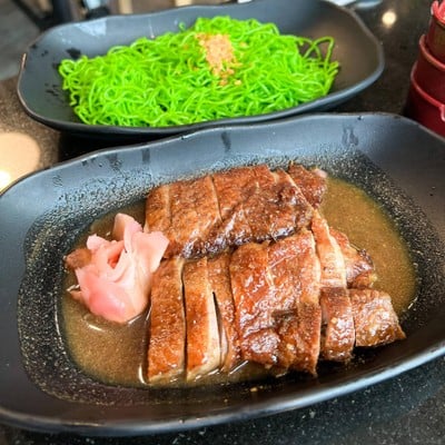 อาหาร หรือ เครื่องดื่ม