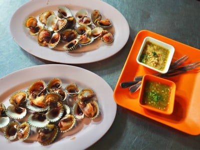 ป้าจินหอยแครงเยาวราช เยาวราช