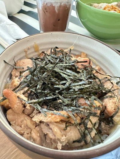 ข้าวหมูสไลด์