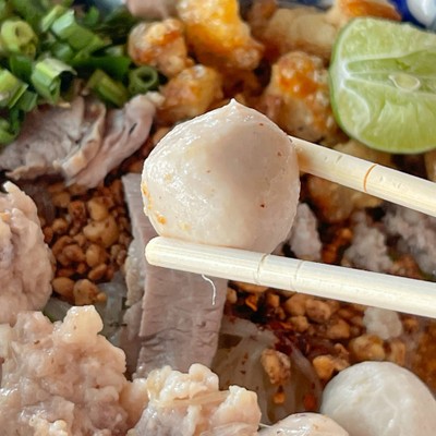 ก๋วยเตี๋ยวสุโขทัยต้มยำ