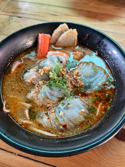 ก๋วยเตี๋ยวปากหม้อน่าล่อในสวน