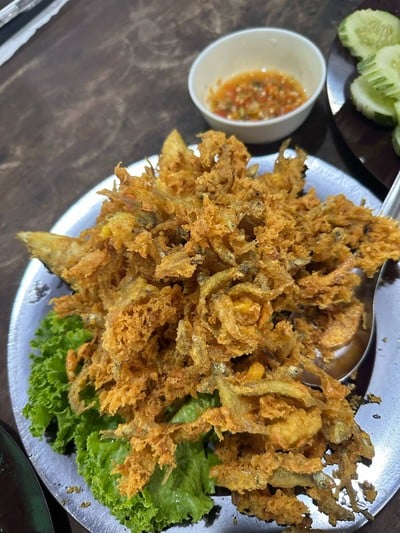 ปลาซิว&ทราย ทอดขมื้น