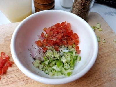 วิธีทำ quesadilla and salsa วิธีทำ quesadilla and salsa