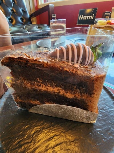 อาหาร หรือ เครื่องดื่ม