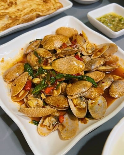 เชี่ยวชาญพานิช(ข้าวต้มเทเวศร์)  เทเวศร์