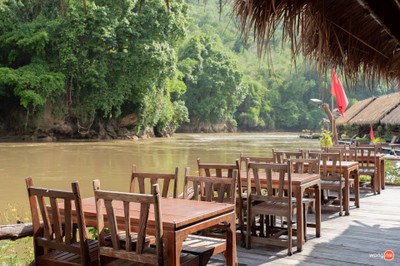 เรือนแพ ริเวอร์แคว จังเกิลราฟท์
