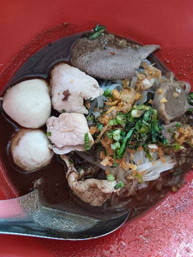 อาหาร หรือ เครื่องดื่ม