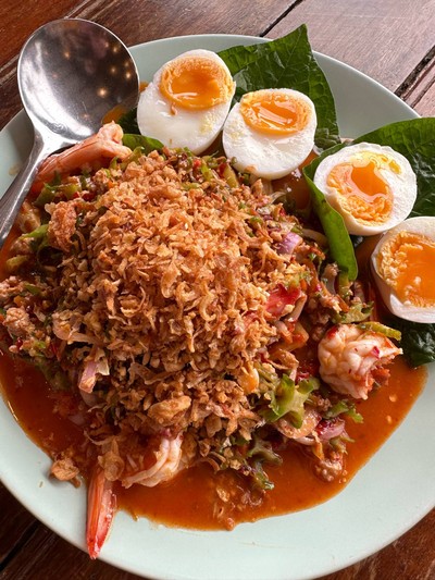 ยำถั่วพูกุ้งสด