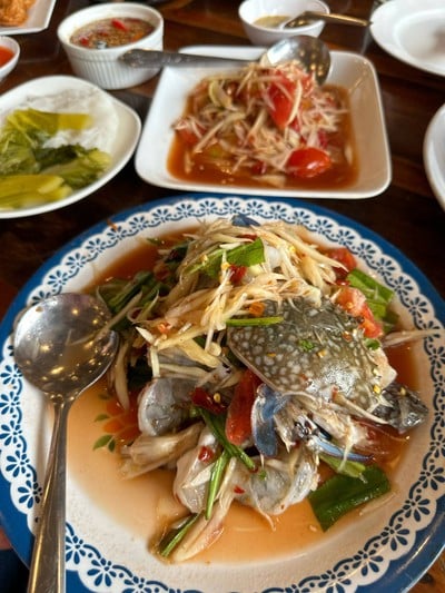 ตำปูม้ากุ้งสด