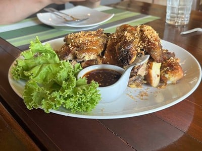 ไก่ย่างทั้งตัว