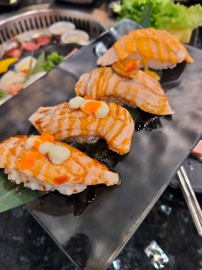 Salmon Sushi