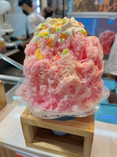 M07 - Nom Chompoo (นมชมพู)
