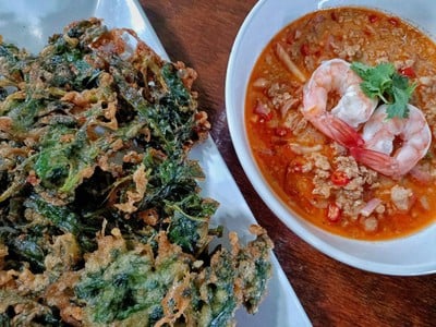 วิธีทำ ยำผักบุ้งกรอบ