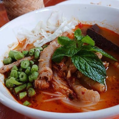 อาหาร หรือ เครื่องดื่ม