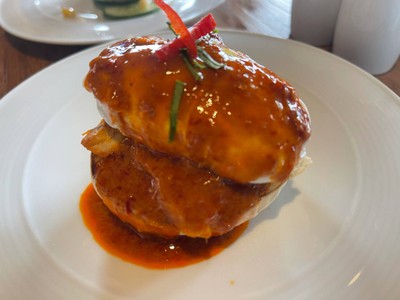 Samui Egg Benedict
