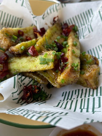 มะเขือยาวเคล้าซอส