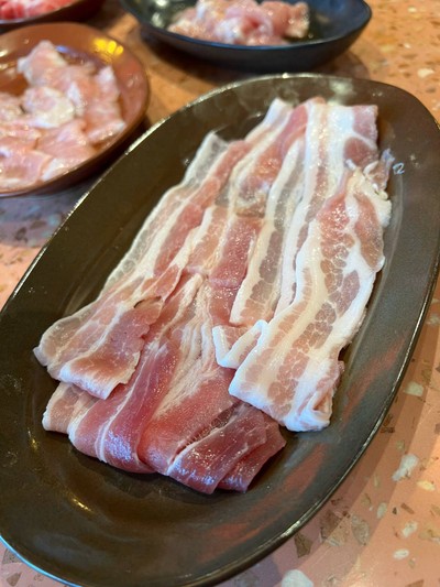 เบคอน