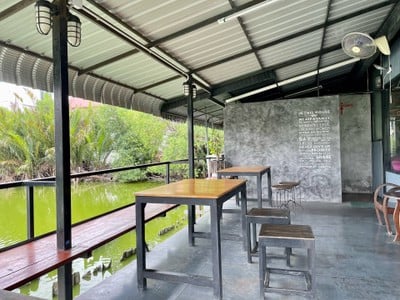 บรรยากาศริมน้ำ.