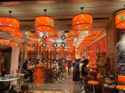 จินหงส์ หม่าล่าสายพาน พัทยาสายสาม