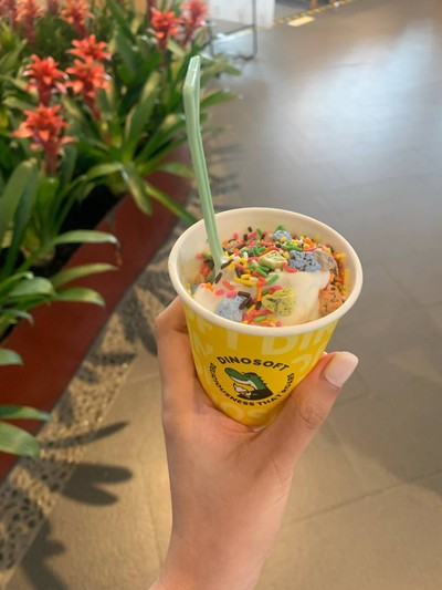 Dino Milk+Rainbow+Stone