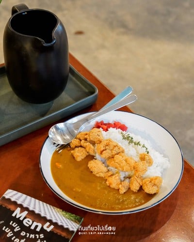ข้าวหน้าแกงกะกรี่หมูทงคัตสึ