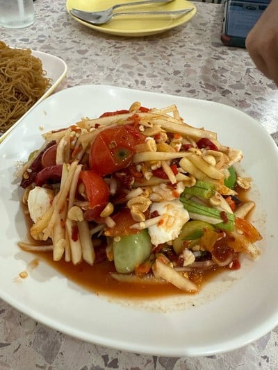 ตำไทยไข่เค็ม