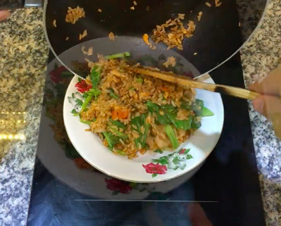 วิธีทำ ข้าวผัดรถไฟ บางคนก็เรียก ข้าวผัดโบราณ