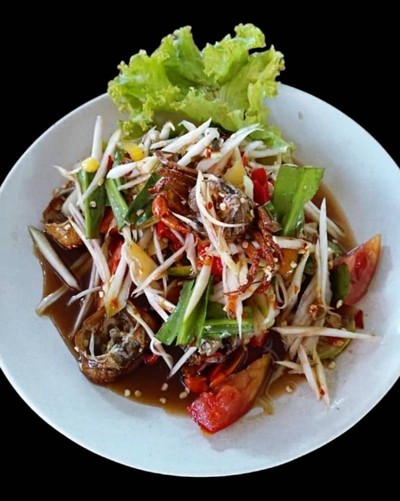 อาหาร หรือ เครื่องดื่ม