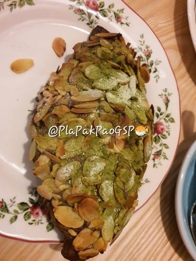 อาหาร หรือ เครื่องดื่ม