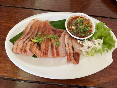 คอหมูย่าง